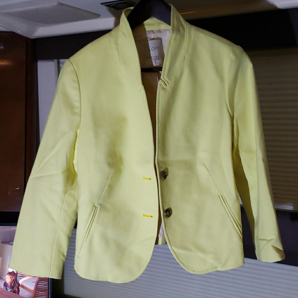 Pale Yellow Suit Jacket Ann Taylor LOFT Sz 8